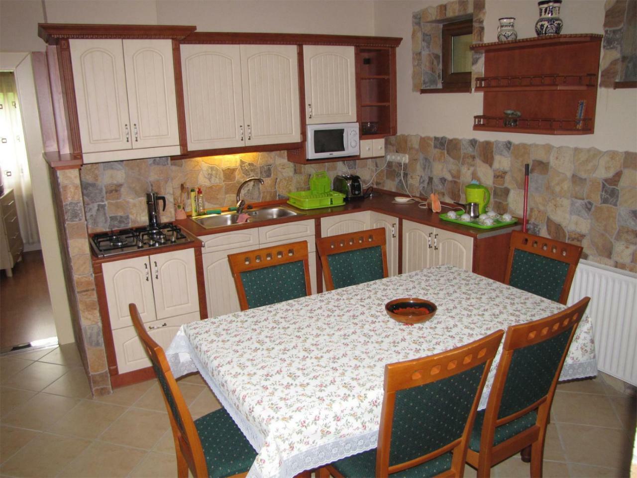Szegfu Apartman Villa Hajdúszoboszló Exterior foto